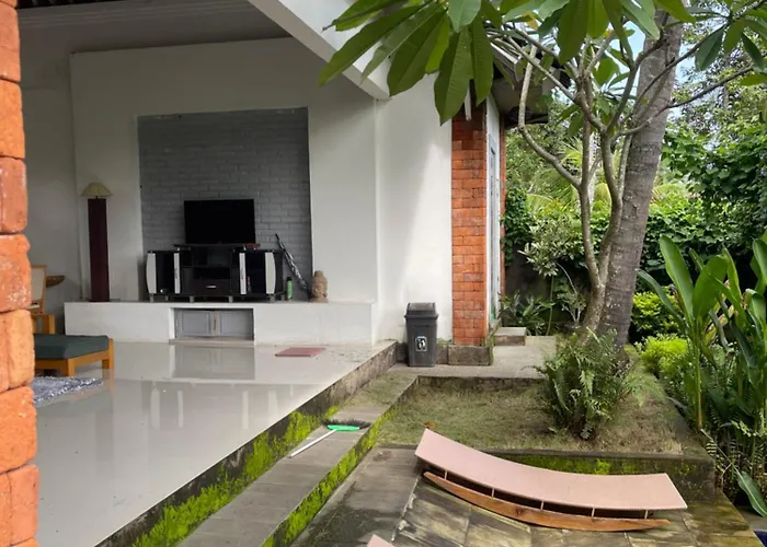 Pranajaya Loka Villa *