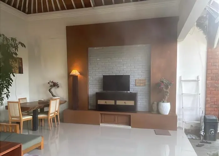 Pranajaya Loka Villa *